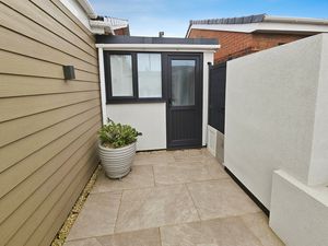 Photo 11- click for photo gallery